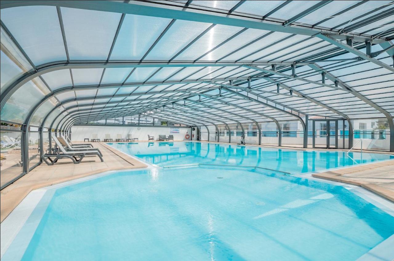 Joli Chalet Pour 6 - Domaine Avec Piscine Brétignolles-sur-Mer Екстериор снимка